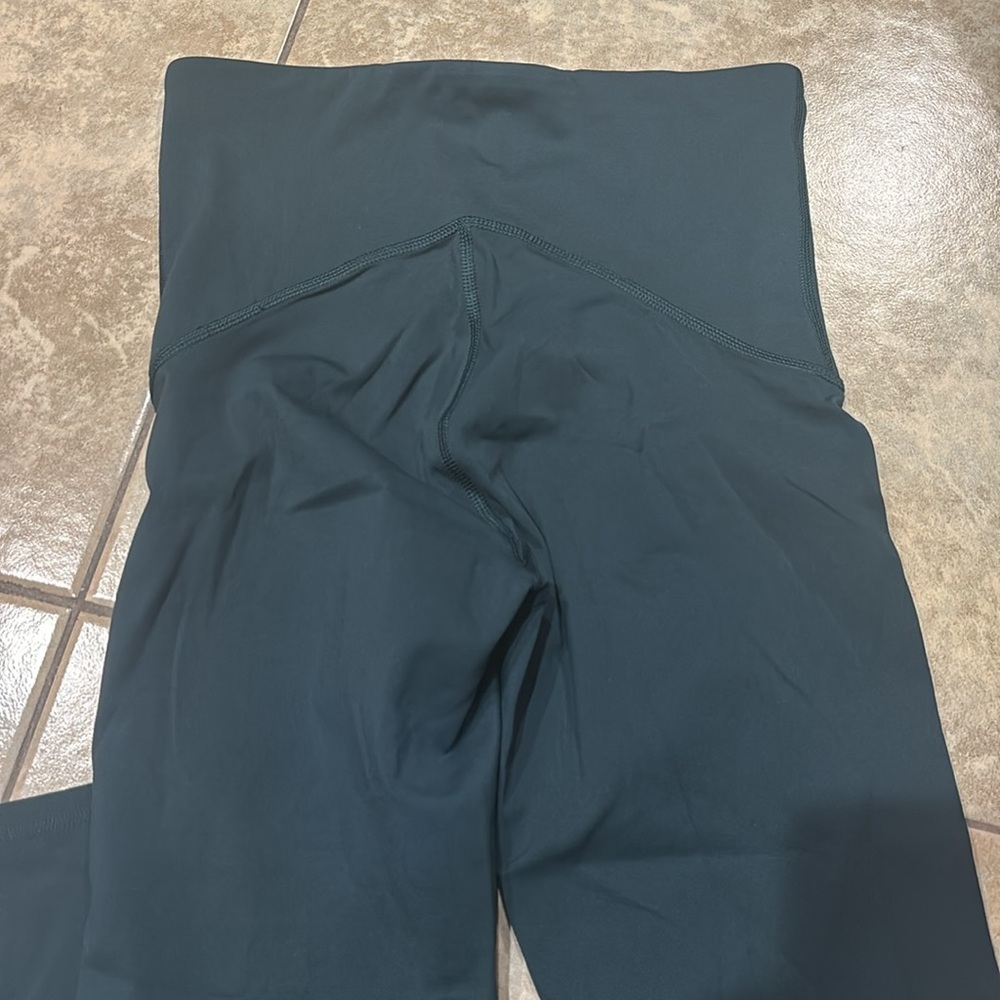 SPANX Dark Green Leggings - Picture 3 of 3